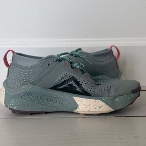 Nike Zoom X Women’s Trail running shoe